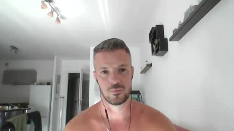 Snapshot of minka28 chatting on 07.23.26 minka28 online show from 07.23.26