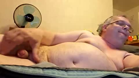 Snapshot of minos60200 chatting on 04.10.26 Stephano online show from 04.10.26