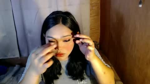 Snapshot of mira_luna222 chatting on 11.29.25 Mira Bella online show from 11.29.25