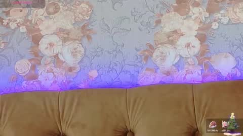 Snapshot of mira_lynxx chatting on 12.22.25 mira_lynxx online show from 12.22.25