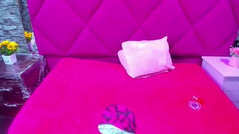 Snapshot of mirabella_miller chatting on 02.02.26 mirabella_miller online show from 02.02.26