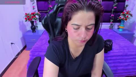 Snapshot of mirabella_miller chatting on 02.08.26 mirabella_miller online show from 02.08.26