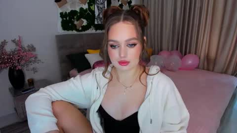 Emma online show from 02.22.25