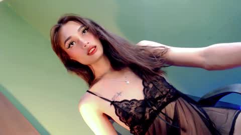 Snapshot of miraclegirl23 chatting on 01.29.25 Zoey online show from 01.29.25