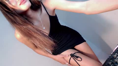 Snapshot of miraclegirl23 chatting on 02.26.25 Zoey online show from 02.26.25