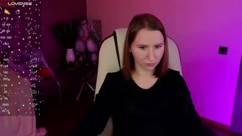 Snapshot of miralush chatting on 11.08.25 Mira online show from 11.08.25