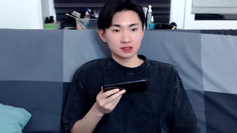 Snapshot of miram_yoo chatting on 01.26.25              online show from 01.26.25