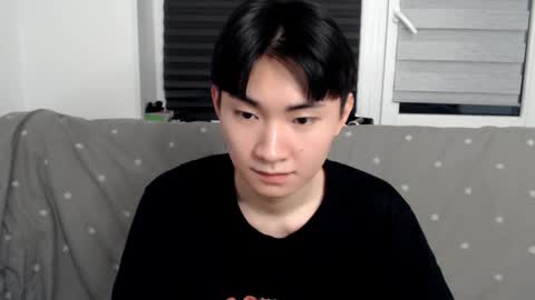 Snapshot of miram_yoo chatting on 03.07.25              online show from 03.07.25