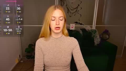 MirandaMayers online show from 11.03.25