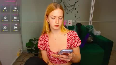 MirandaMayers online show from 11.11.25