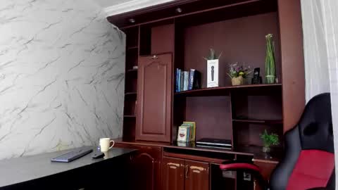 Snapshot of mirandarossi chatting on 10.02.25 Miranda online show from 10.02.25