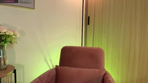 Snapshot of mirandashaw chatting on 02.28.26 Miranda Shaw online show from 02.28.26