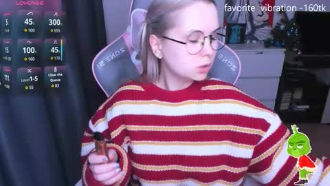 Snapshot of miray_kuriyama chatting on 01.18.26 Kira online show from 01.18.26