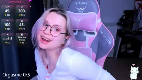 Kira online show from 03.14.26