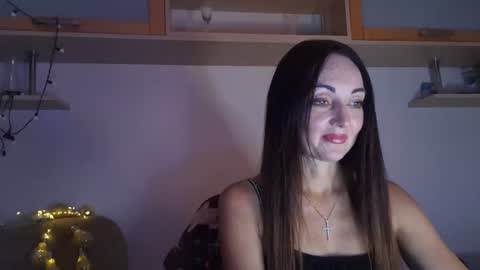 Snapshot of mirelisse chatting on 07.20.26 Christina online show from 07.20.26