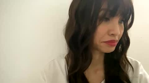 Snapshot of mirischlxyz chatting on 10.23.25 Miriam Schl online show from 10.23.25