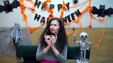 Miroslava Happi online show from 10.24.25