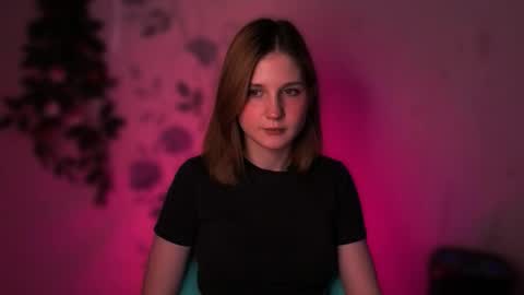 Snapshot of mirrameow chatting on 02.06.26 Mira online show from 02.06.26