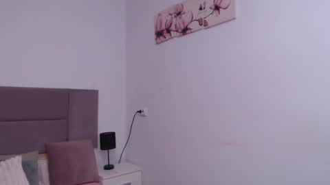 MiryamInes online show from 02.14.25