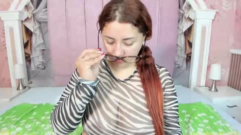 Mishell online show from 09.10.25