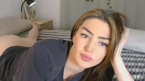 Elora online show from 09.28.25