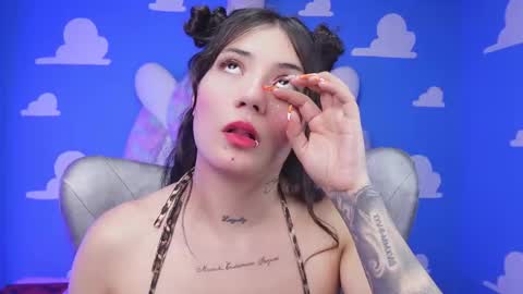 Charlotte online show from 10.11.25