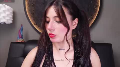 Charlotte online show from 06.10.26