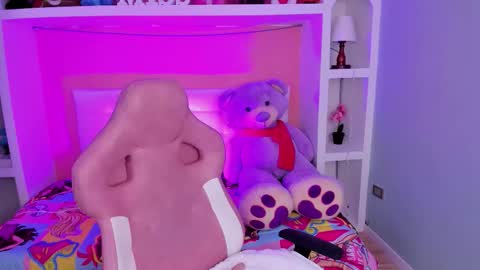 Megan online show from 03.25.26