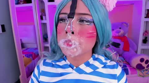 Megan online show from 05.05.26