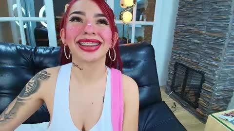 Snapshot of miss__abigail chatting on 09.25.25 Abigail online show from 09.25.25