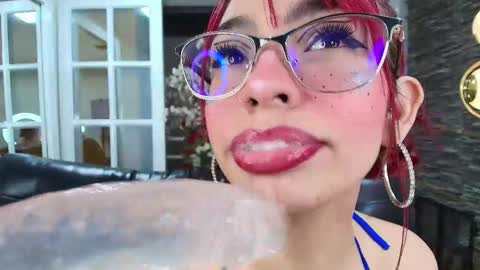 Snapshot of miss__abigail chatting on 11.06.25 Abigail online show from 11.06.25