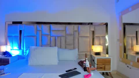 Miss Abigail  online show from 02.03.26