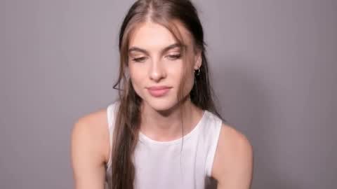 Snapshot of miss_algel chatting on 11.22.25 Katrin online show from 11.22.25