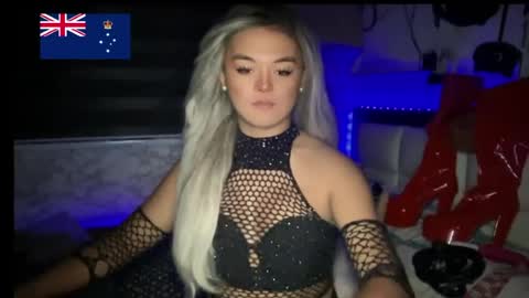 Snapshot of miss_antonette_xxx chatting on 07.11.26 Call me Miss Antonette online show from 07.11.26