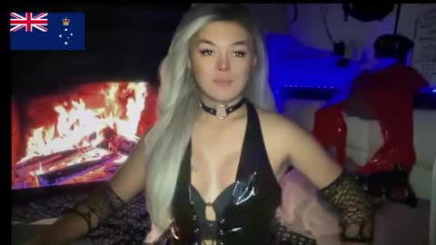 Snapshot of miss_antonette_xxx chatting on 07.17.26 Call me Miss Antonette online show from 07.17.26