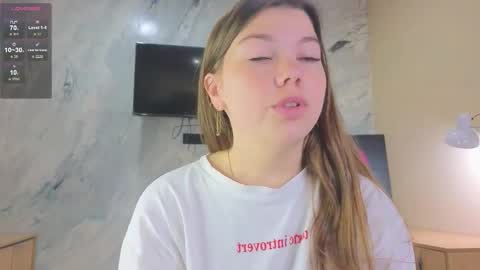 Sandy online show from 10.04.25