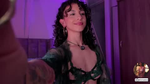 Snapshot of miss_charlotte77 chatting on 07.12.26 Charlotte online show from 07.12.26