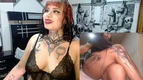 Snapshot of miss_clover chatting on 01.25.25 miss_clover online show from 01.25.25