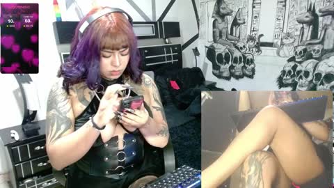 miss_clover online show from 04.10.26