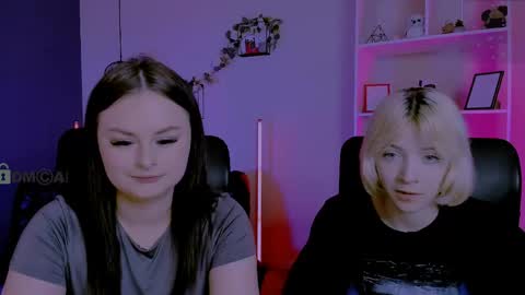 miss_courtney online show from 04.14.26