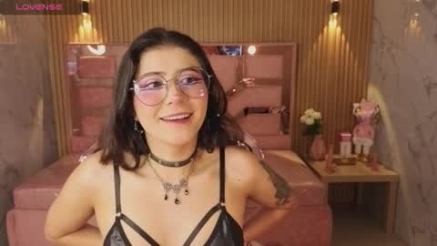miss_devil_s online show from 03.06.26