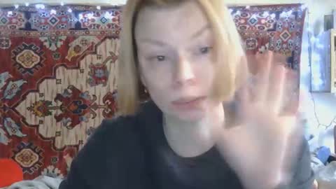 Elis online show from 04.22.26