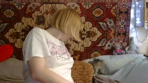 Elis online show from 07.16.26