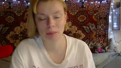 Elis online show from 07.17.26