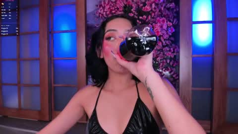 Snapshot of miss_evolet chatting on 04.24.26 Evoleth online show from 04.24.26