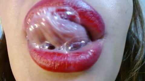 Miss Evoleth online show from 11.14.25