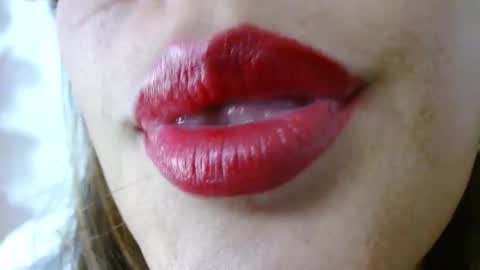 Miss Evoleth online show from 02.20.26