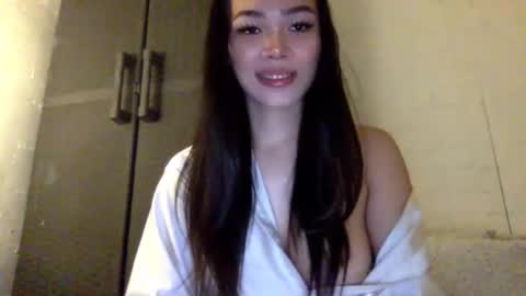 Snapshot of miss_fucos chatting on 09.18.25 Lara online show from 09.18.25