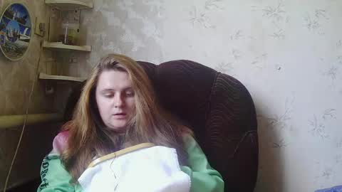 Snapshot of miss_iriss chatting on 05.28.26 Miss Iriss online show from 05.28.26