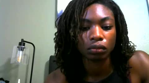 Miss Ivory online show from 05.04.26